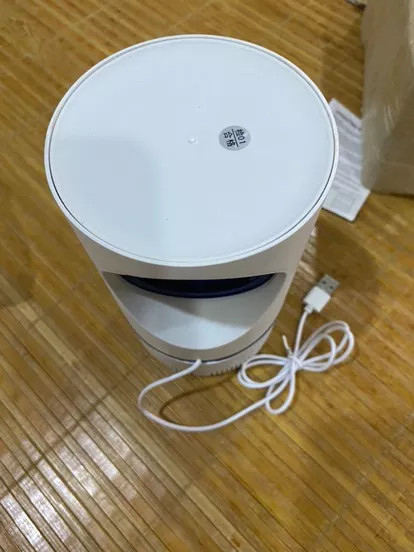 Máy Bắt Muỗi LED Công Nghệ Mới - Diệt Côn Trùng Thông Minh, Tiết Kiệm Năng Lượng, An Toàn Cho Gia Đình