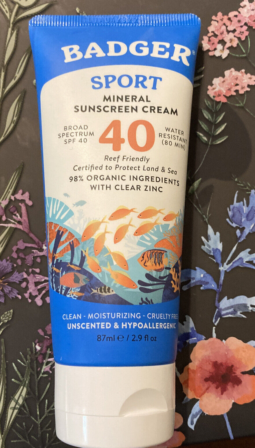 Kem Chống Nắng Vật Lý Badger Sport Mineral SPF 40 Kháng Nước, Bảo Vệ Da Trong Thể Thao Ngoài Trời, Dưỡng Ẩm Tự Nhiên
