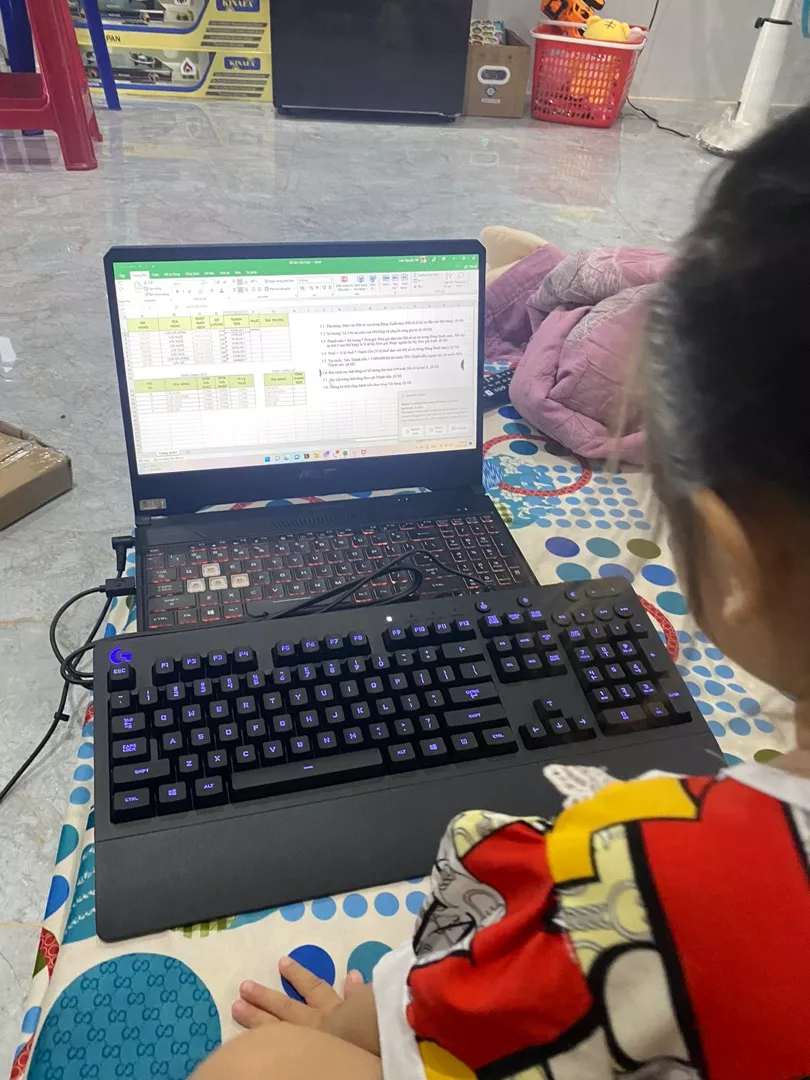 Bàn Phím Gaming Có Dây Logitech G213 Prodigy - Chống Nước, Ánh Sáng RGB, Phím Cơ Học Tactile, Tối Ưu Cho Game Thủ