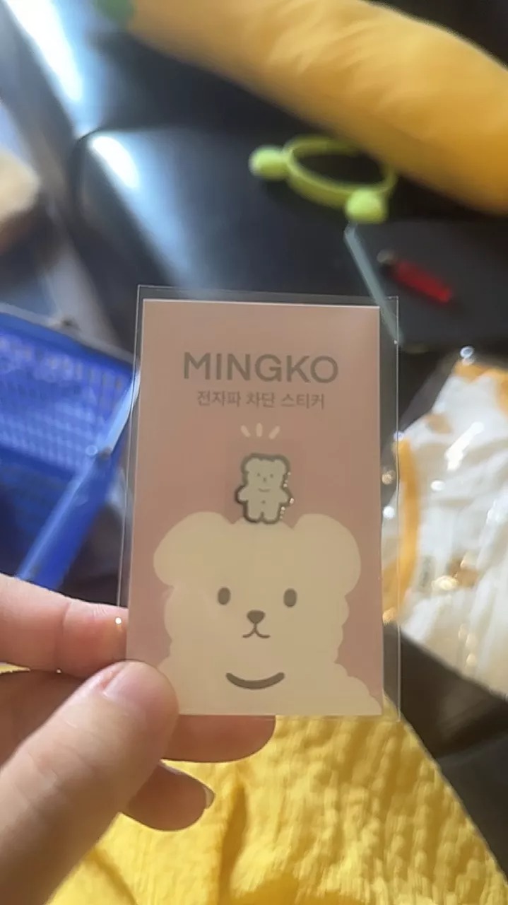Miếng Dán Chắn Sóng Điện Từ Mingko Hàn Quốc - Giải Pháp Bảo Vệ Não Bộ, Giảm Sóng Từ Điện Thoại, Tivi, Máy Tính