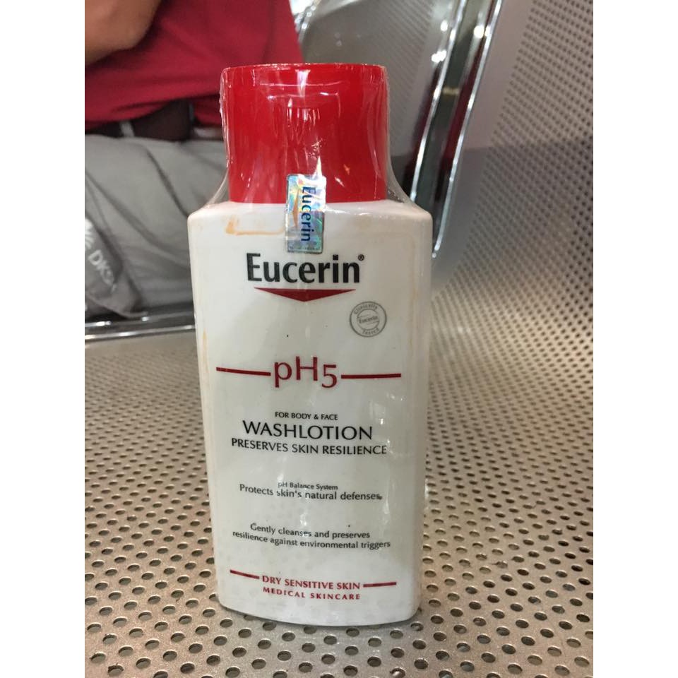 Sữa Dưỡng Thể Eucerin pH5 Lotion 250ml Cho Da Nhạy Cảm - Dưỡng Ẩm Chuyên Sâu, Không Gây Nhờn, Hỗ Trợ Làm Dịu Da