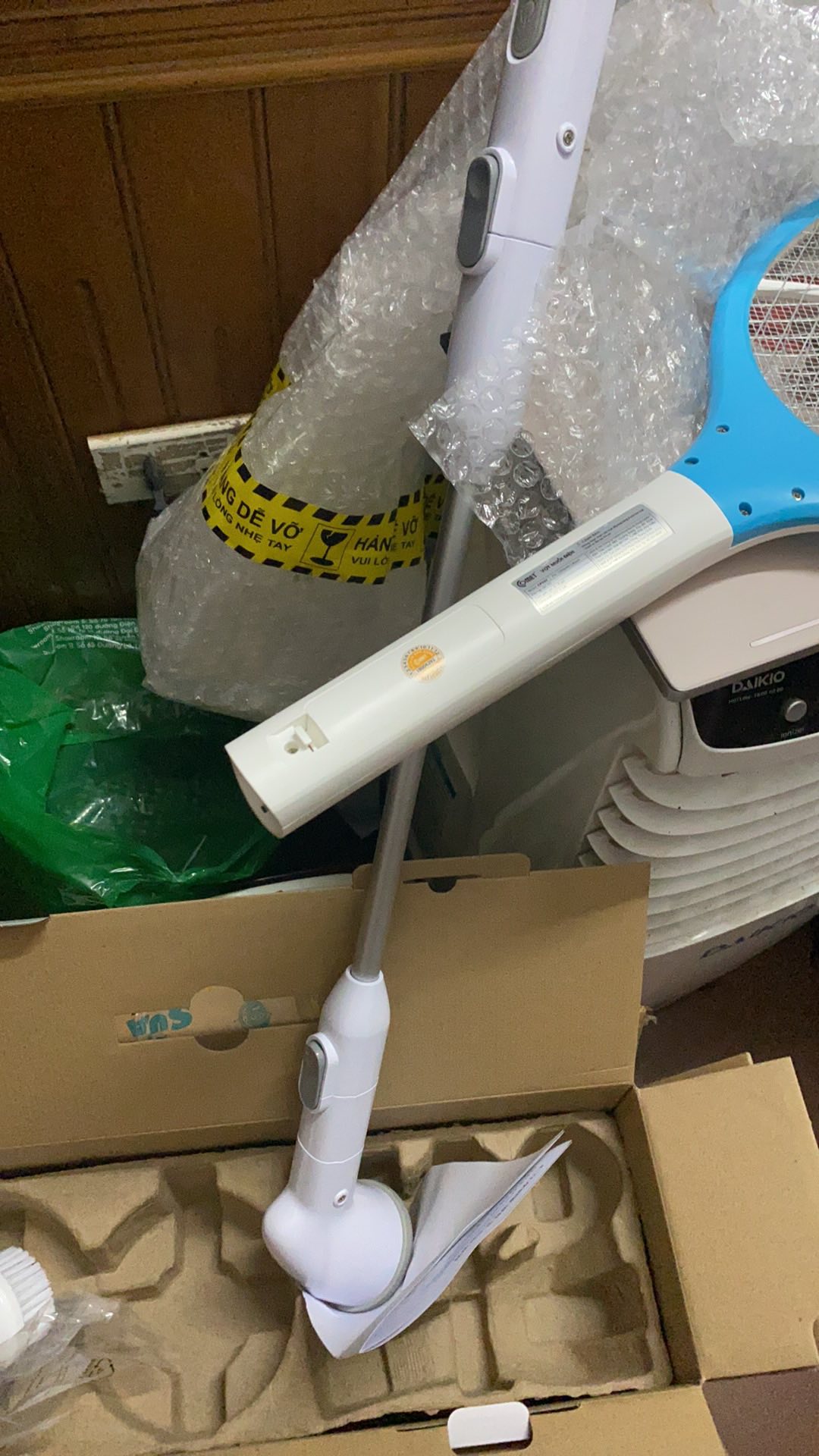Máy Cọ Rửa Nhà Vệ Sinh Ohella Neospin Scrubber - Thiết Kế Đồ Gia Dụng Hiện Đại, 3 Đầu Cọ Đa Năng, Làm Sạch Mọi Ngóc Ngách