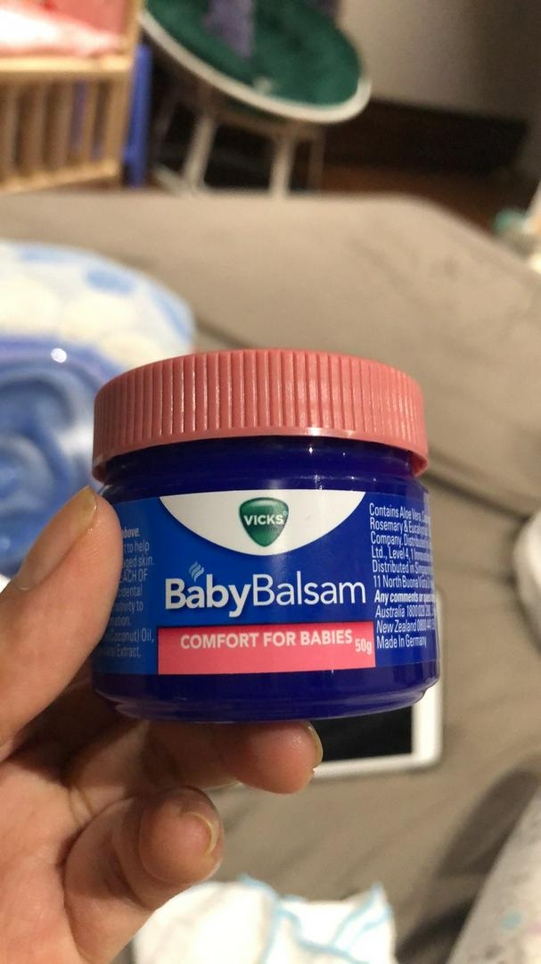Dầu Bôi Vicks Baby Balsam 50g - Giúp Bé Ngủ Ngon Hơn, Giữ Ấm, Chiết Xuất Từ Lô Hội, Oải Hương, Hương Thảo - Sản Phẩm Chất Lượng Từ Úc