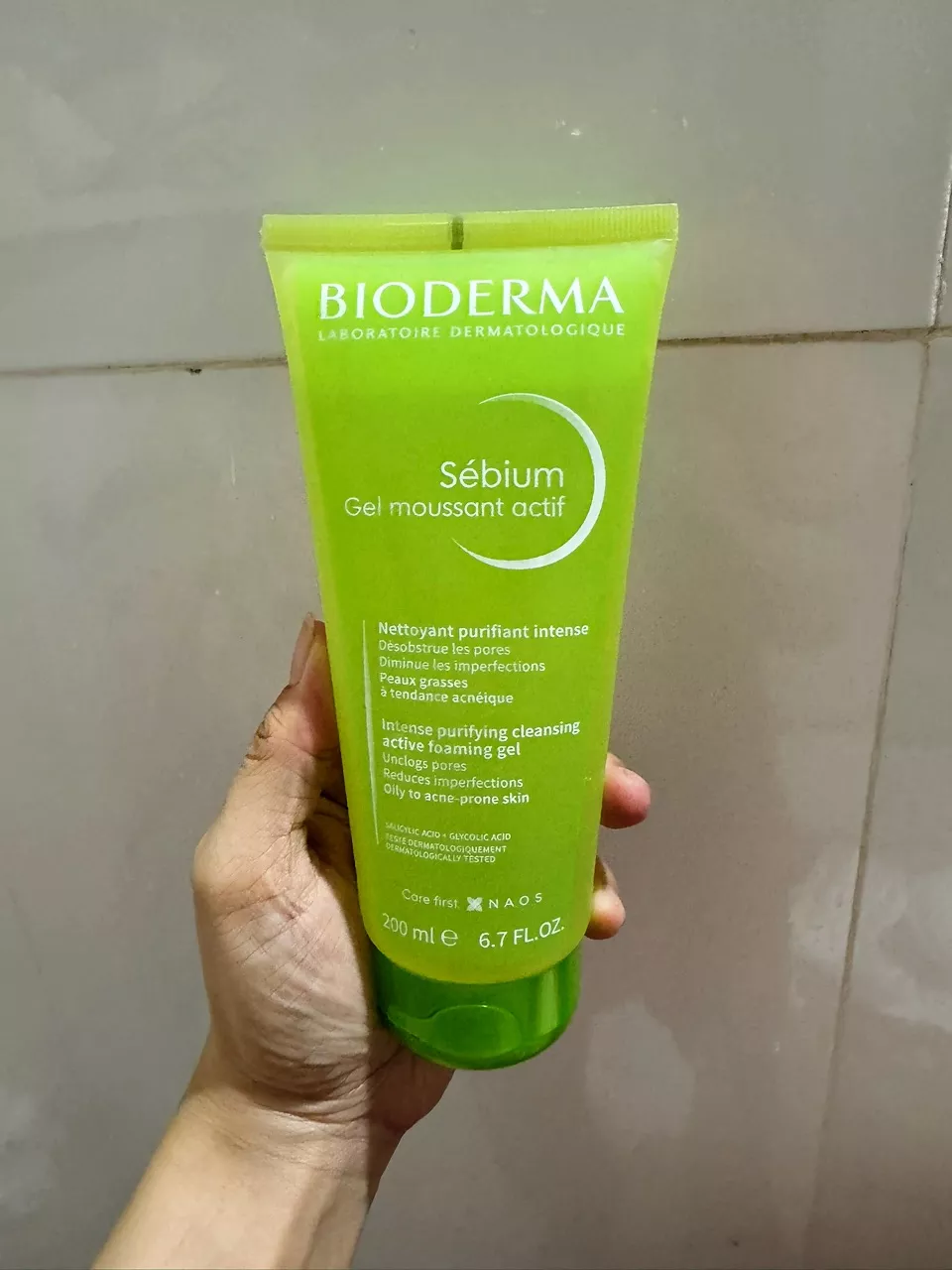 Sữa Rửa Mặt Bioderma Sebium Gel Moussant Actif 200ml - Chăm Sóc Da Dầu, Mụn với 1.8% BHA và 1% AHA Giúp Sạch Sau, Kiểm Soát Dầu Thừa