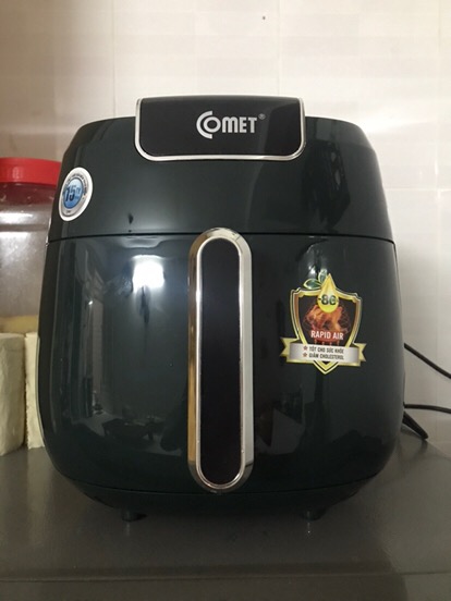 Nồi Chiên Không Dầu Comet CM6858 4.2L - Màn Hình Cảm Ứng, Công Nghệ Rapid Air Giảm 80% Dầu Mỡ, Dễ Dàng Vệ Sinh, Nấu An Toàn Tốt Cho Sức Khỏe