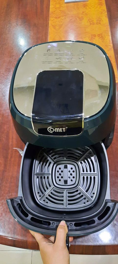 Nồi Chiên Không Dầu Comet CM6858 4.2L - Màn Hình Cảm Ứng, Công Nghệ Rapid Air Giảm 80% Dầu Mỡ, Dễ Dàng Vệ Sinh, Nấu An Toàn Tốt Cho Sức Khỏe