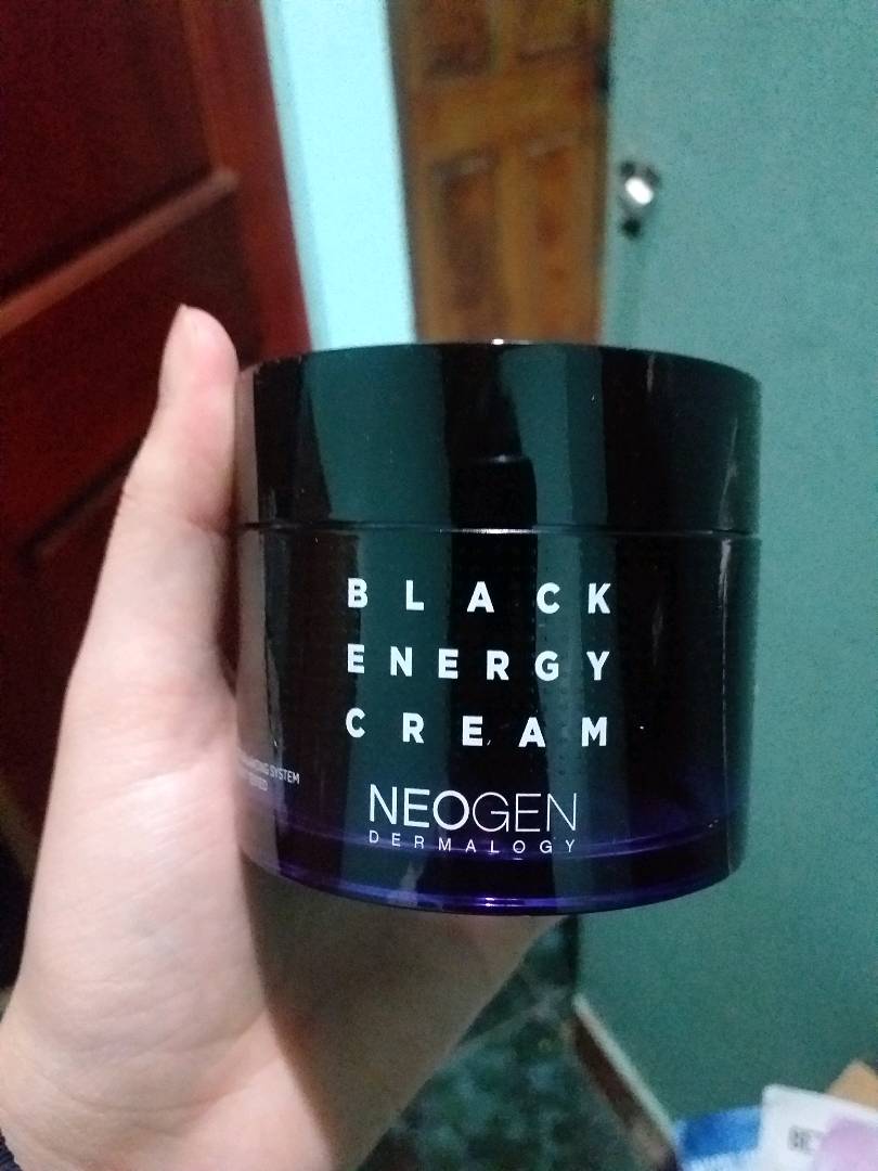 Kem Dưỡng Ẩm Neogen Black Energy Cream 80ml - Cung Cấp Nước Sâu, Ngăn Bong Tróc, Duy Trì Độ Ẩm, Dành Cho Da Khô Nứt Nẻ
