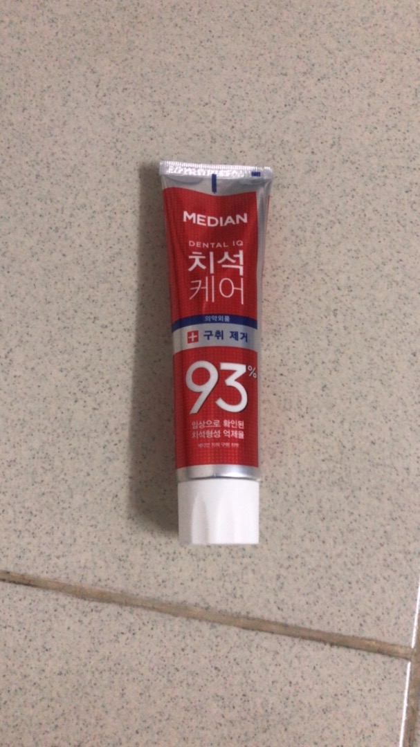 Kem Đánh Trắng Răng Median Dental IQ 93% Hàn Quốc - Hỗ Trợ Hơi Thở Thơm Mát, Ngăn Ngừa Cao Răng, Răng Trắng Sáng 120g