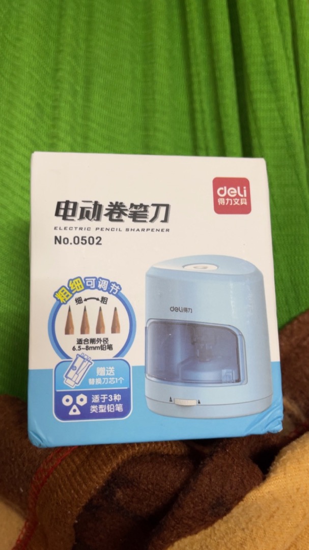 Máy Gọt Bút Chì Tự Động Deli Cho Bé - Gọt Nhọn & Gọt Tù Dễ Dàng, Tiện Lợi Cho Học Sinh, Màu Xanh & Hồng
