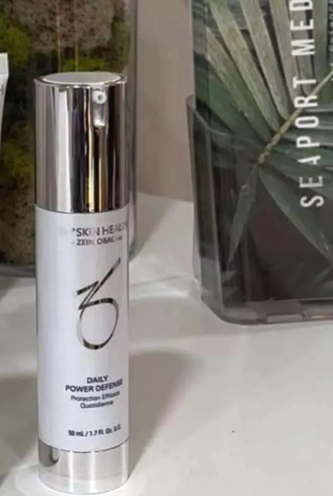 Kem Phục Hồi Da ZO Skin Health Daily Power Defense 50ml - Chống Lão Hóa, Cấp Ẩm, Tăng Độ Đàn Hồi cho Da Mịn Màng