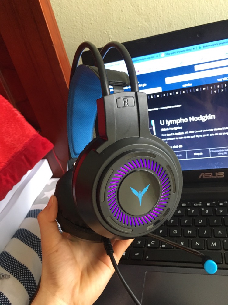 Tai Nghe Gaming Chụp Tai Có Mic và Đèn LED Cao Cấp - Âm Thanh Vòm 3D Chất Lượng, Thiết Kế Hiện Đại, Phù Hợp Game Thủ