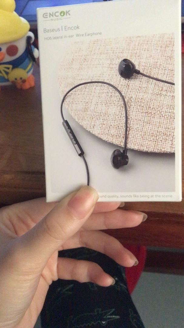 Tai Nghe Dây Baseus H06 Cổng 3.5mm - Âm Thanh Sống Động, Thiết Kế Giống Earpod Apple, Thoải Mái và Bám Tai Tốt