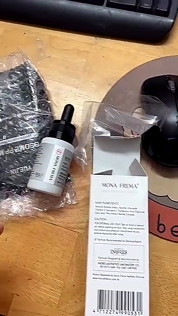 Serum làm trắng da Mona Frema White Equation 30ml - Chứa 2% Vitamin C, làm sáng và đều màu da, phù hợp cho mọi loại da