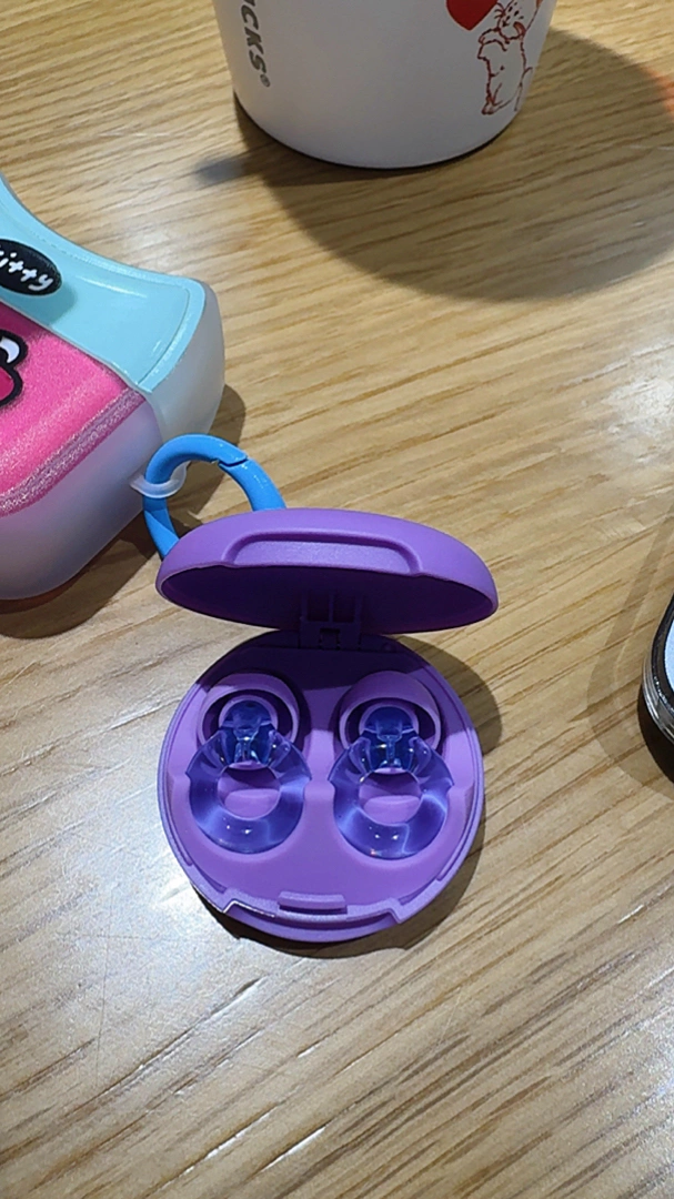 Nút Bịt Tai Giảm Tiếng Ồn Cho Trẻ Loop Earplugs Engage Kids - An Toàn, Tiện Lợi, Dành Cho Trẻ Từ 6 Tuổi Trở Lên, Giảm Tiếng Ồn Tới 16dB
