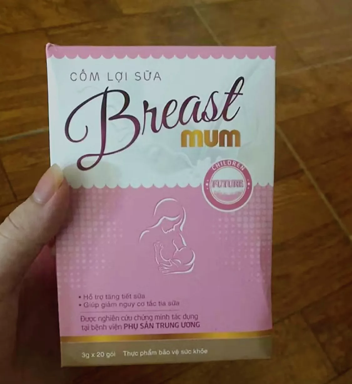 Cốm lợi sữa Breast Mum - Hỗ trợ tăng tiết sữa mẹ tự nhiên từ thảo dược, dễ sử dụng, an toàn cho sức khỏe mẹ và bé, hộp 20 gói