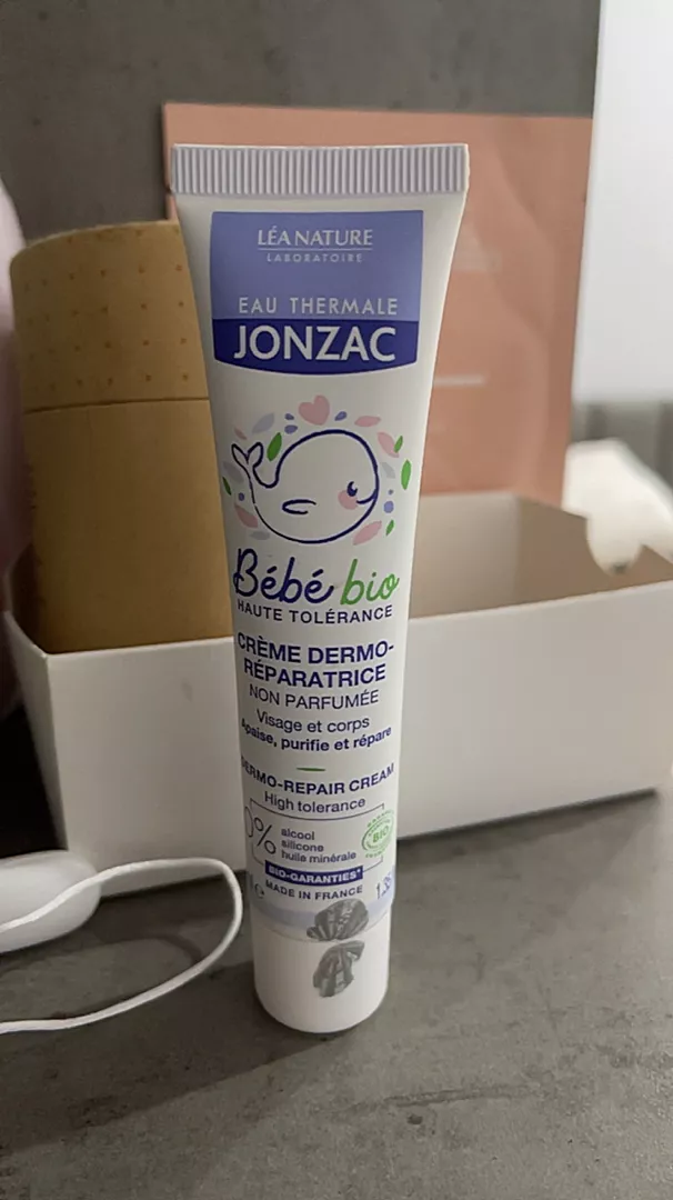 Kem Dưỡng Ẩm Ngừa Hăm Ngứa cho Bé 40ml - Eau Thermale Jonzac | Dưỡng Ẩm, Làm Dịu Da Nhạy Cảm, Thích Hợp Mọi Loại Da