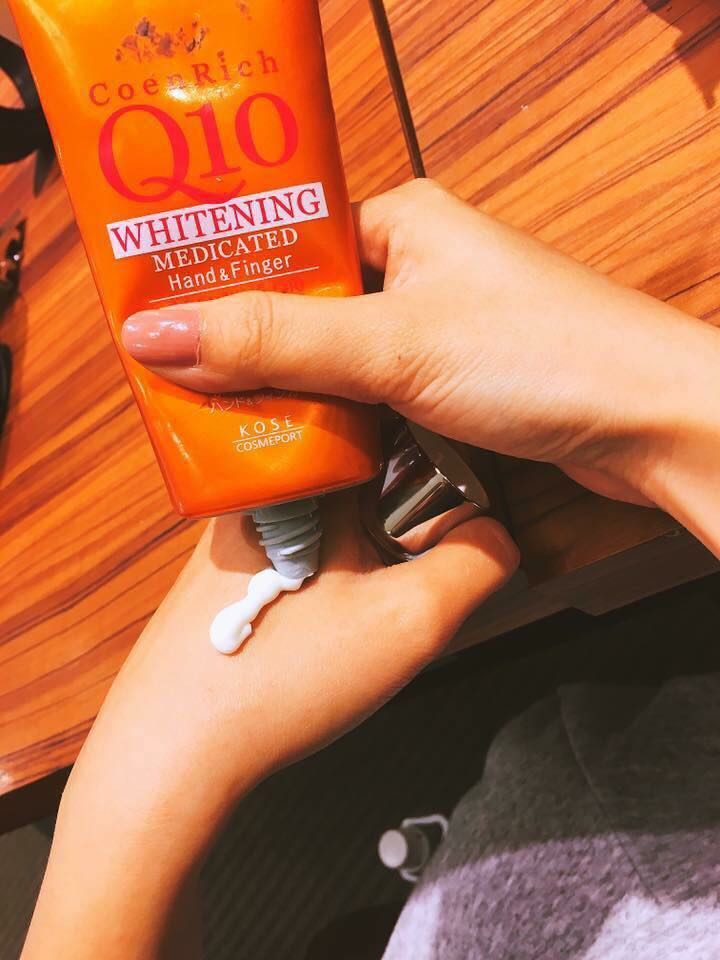 Kem Dưỡng Da Tay Q10 Whitening Medicated - Chăm Sóc Da Tay Mềm Mại, Làm Mờ Vết Chai - Thương Hiệu Kose Nhật Bản 80g