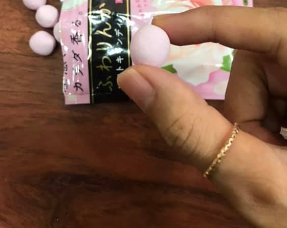 Kẹo Hàm Hương Kracie - Hương Hoa Hồng Lưu Hương Dài Lâu, Viên Uống Thơm Cơ Thể, Chăm Sóc Da Sáng Khỏe, Nhật Bản