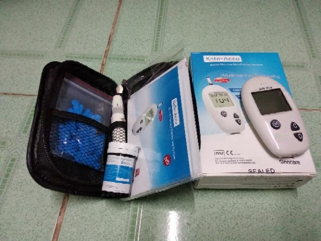 Máy Đo Đường Huyết Safe Accu Sinocare - Bộ 50 Que Thử và 50 Kim, Kết Quả Nhanh Chóng, Dễ Sử Dụng, Công Nghệ Đức