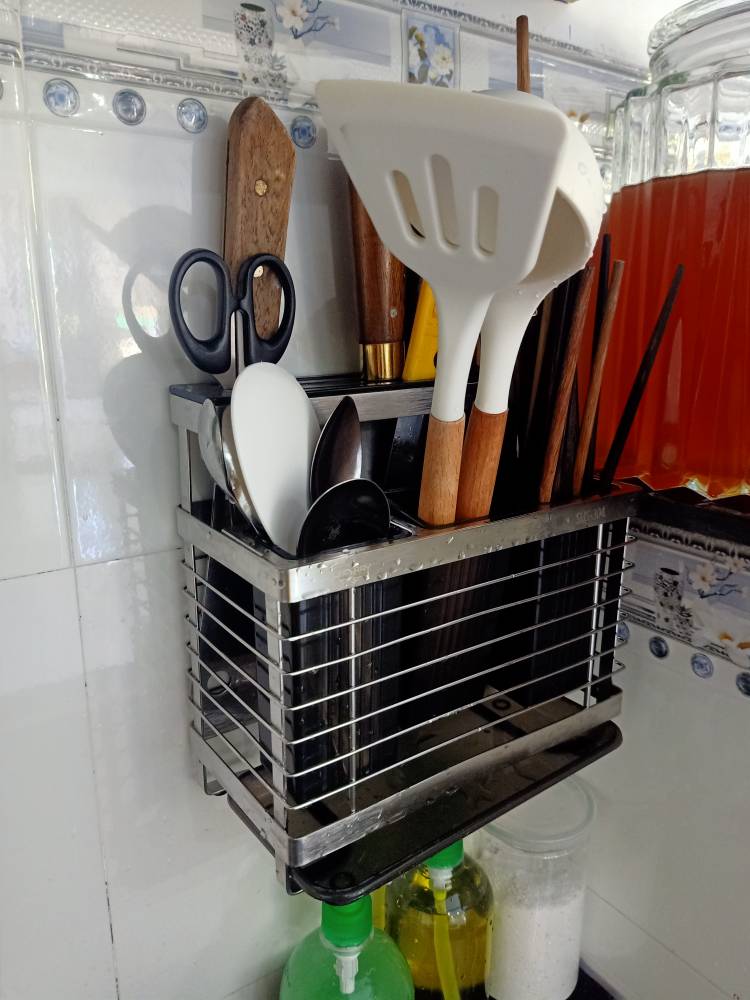 Kệ Đựng Đũa Dao Kéo Hobby Home Decor KDMT3 Inox 304 Có Khay Hứng Nước – Thiết Kế Gọn Gàng Cho Không Gian Bếp Thêm Ngăn Nắp
