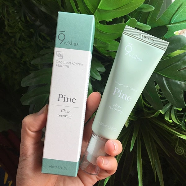 Kem dưỡng ẩm 9Wishes Pine Treatment Clear Recovery 50ml - Dưỡng ẩm, thanh lọc da với chiết xuất lá thông tự nhiên