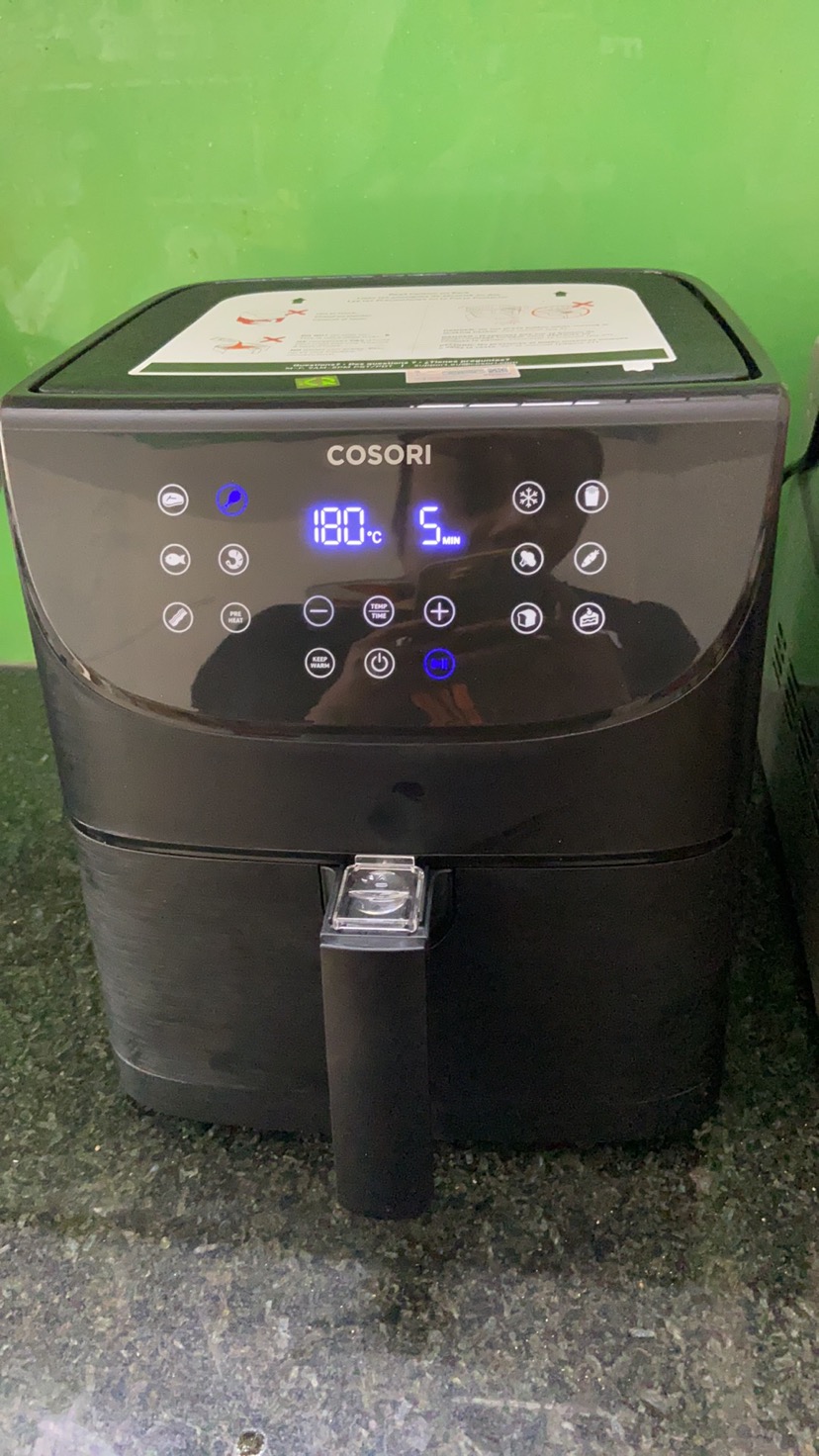 Nồi chiên không dầu Cosori CP158-AF 5.5L 1700W - Thiết kế hiện đại, giảm 85% dầu mỡ, 11 chương trình nấu, bữa ăn ngon miệng dễ dàng.