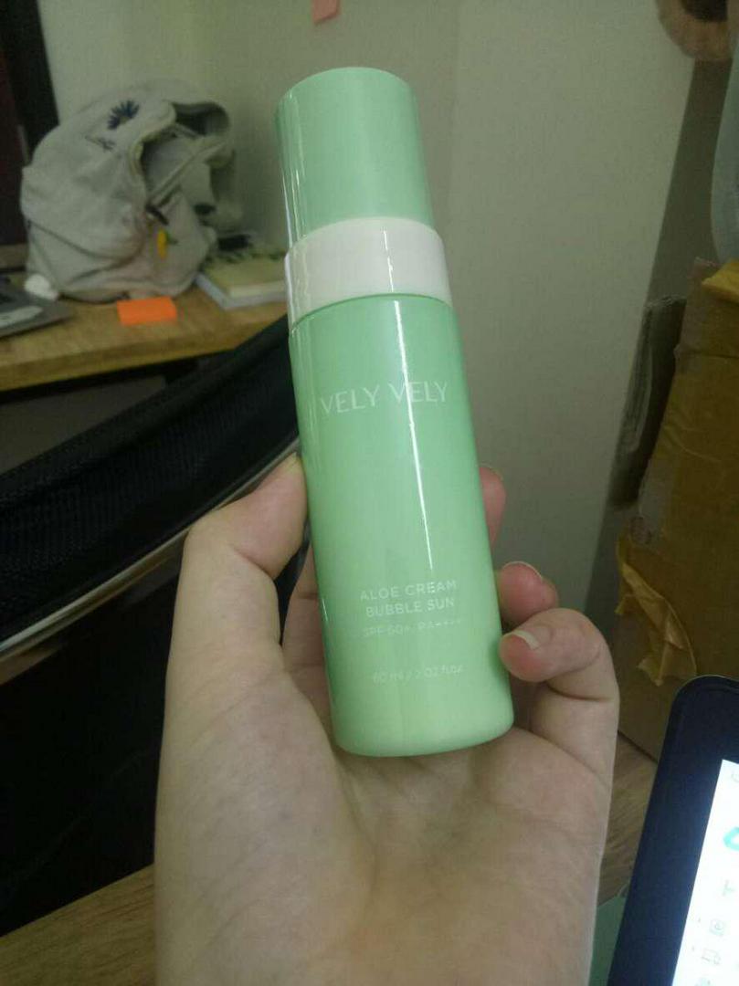 Kem chống nắng Vely Vely Aloe Cream Bubble Sun SPF50+ PA++++ - Dưỡng ẩm, không nhờn, phù hợp mọi loại da, bảo vệ tối ưu trước tia UV