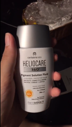 Kem chống nắng Heliocare 360 Pigment Solution Fluid SPF50+