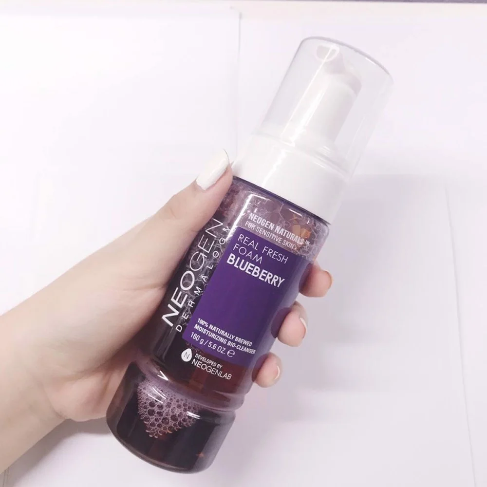 Sữa Rửa Mặt Việt Quất Neogen Dermalogy Real Fresh Foam Blueberry - Làm Sạch Sâu, Cấp Ẩm, Phục Hồi Da Mềm Mại 100g