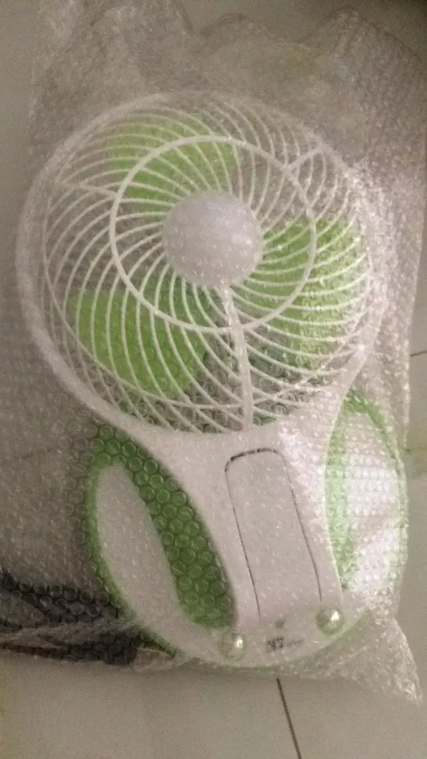Quạt Sạc Tích Điện Gấp Gọn MiniFan 5580 Có Đèn LED - Tiện Dụng Cho Mọi Không Gian, Thời Gian Sử Dụng Lên Đến 4 Giờ