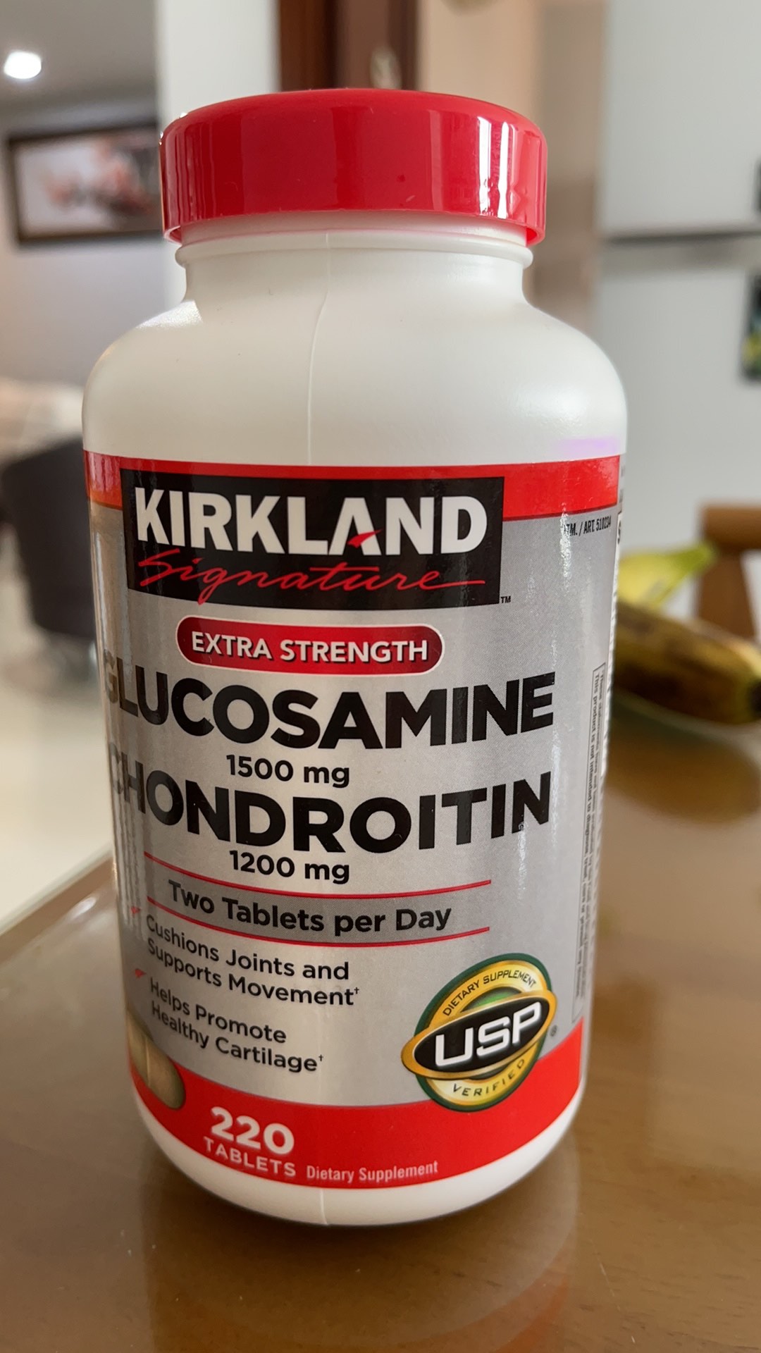 Viên uống Glucosamine 1500mg Kirkland Mỹ - Thực phẩm chức năng hỗ trợ xương khớp khỏe mạnh, giảm đau, phục hồi chấn thương, 220 viên