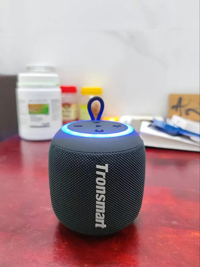 Loa Bluetooth Tronsmart T7 Mini 15W chống nước IPX7 - Âm thanh trong trẻo, pin 18 giờ, kết nối Bluetooth 5.3, di động lý tưởng cho mọi chuyến đi.