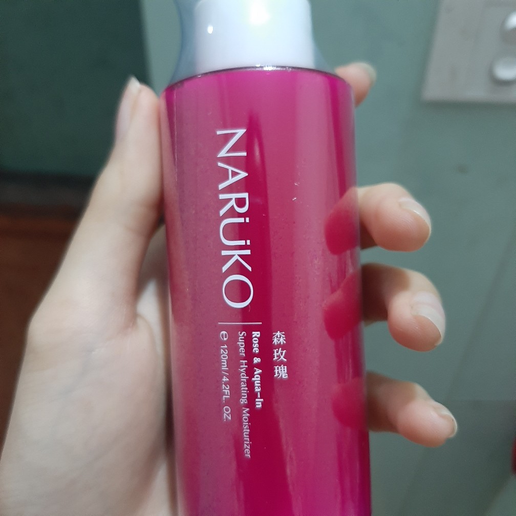 Kem Dưỡng Ẩm Naruko Chiết Xuất Hoa Hồng Rose and Aqua In - Siêu Hydrating Moisturizer Cho Da Mềm Mượt, Ngừa Khô Ráp và Mờ Đốm Nâu