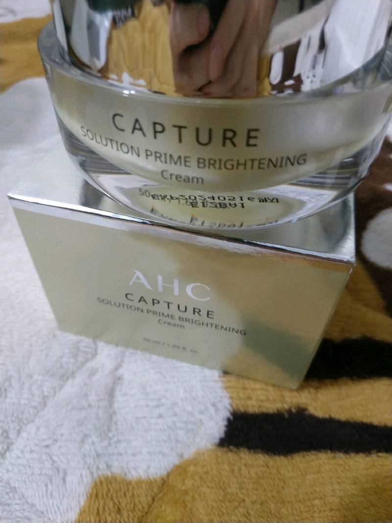 Kem Dưỡng Da AHC Capture Solution Max Cream - Dưỡng Ẩm, Làm Trắng, Chống Lão Hóa - Sản Phẩm Chăm Sóc Da Cao Cấp Hàn Quốc 50ml