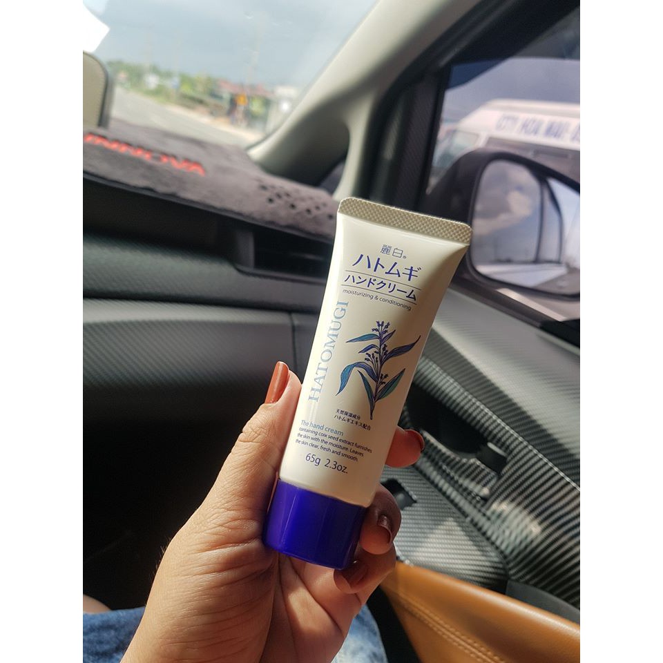 Kem Dưỡng Da Tay Hatomugi Moisturizing - Chiết Xuất Ngọc Trai và Hạt Ý Dĩ, 65g - Cấp Ẩm Mềm Mại Chống Lão Hóa