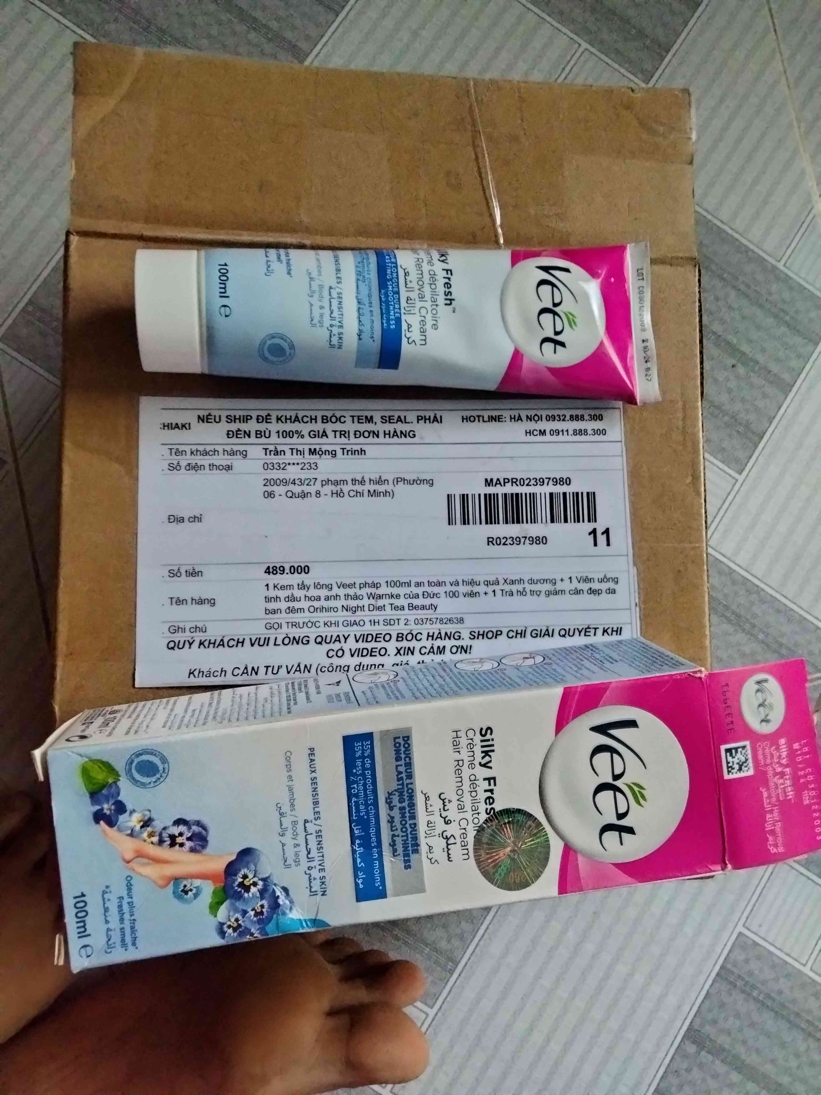 Kem tẩy lông Veet 100ml Chính Hãng - Chăm sóc da an toàn với chiết xuất D-Panthenol, dưỡng ẩm và giúp da mềm mịn