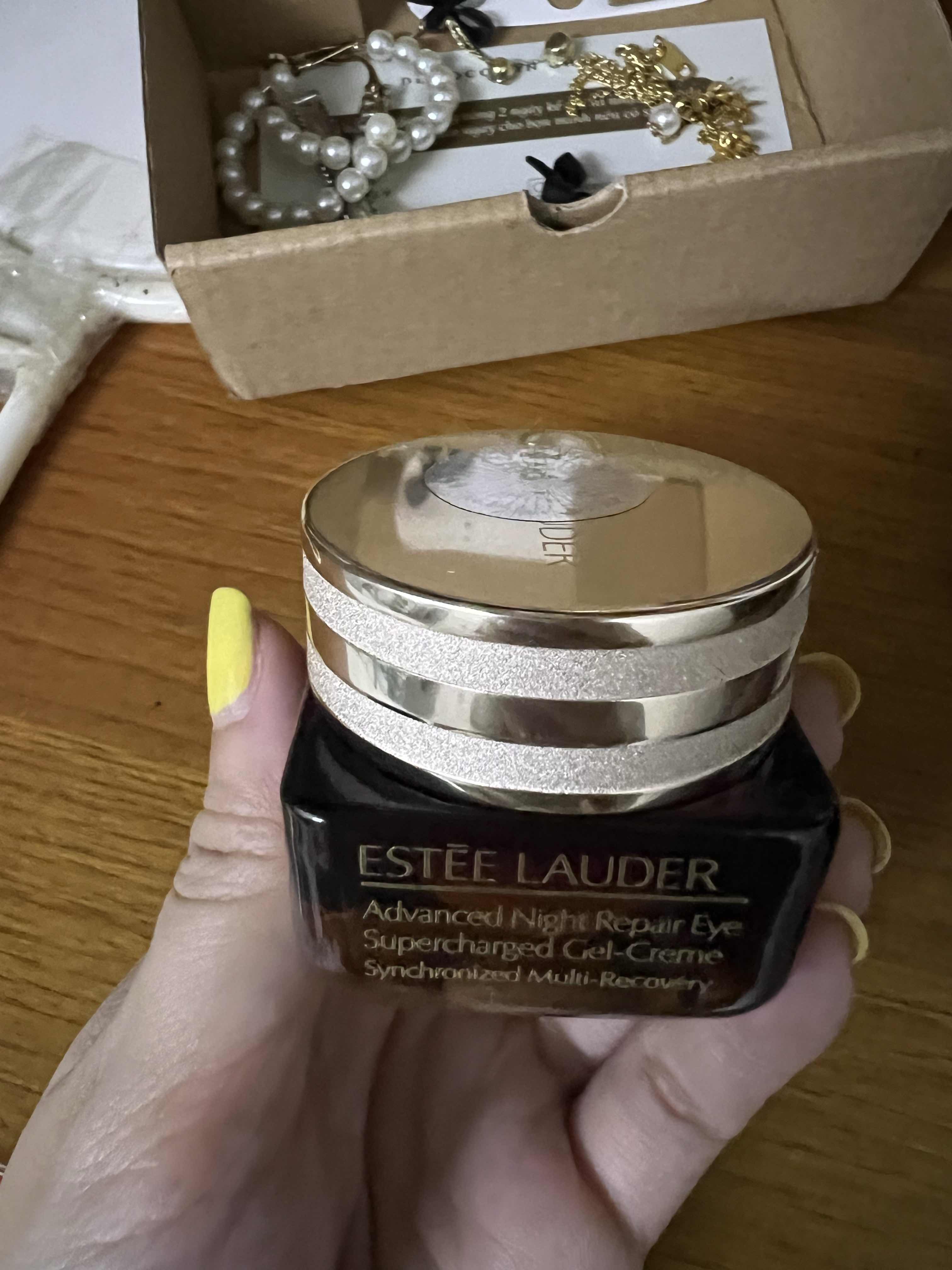 Kem Dưỡng Mắt Estee Lauder Advanced Night Repair Eye - Giúp Giảm Quầng Thâm, Nếp Nhăn Cho Da Vùng Mắt Sáng Mịn 15ml