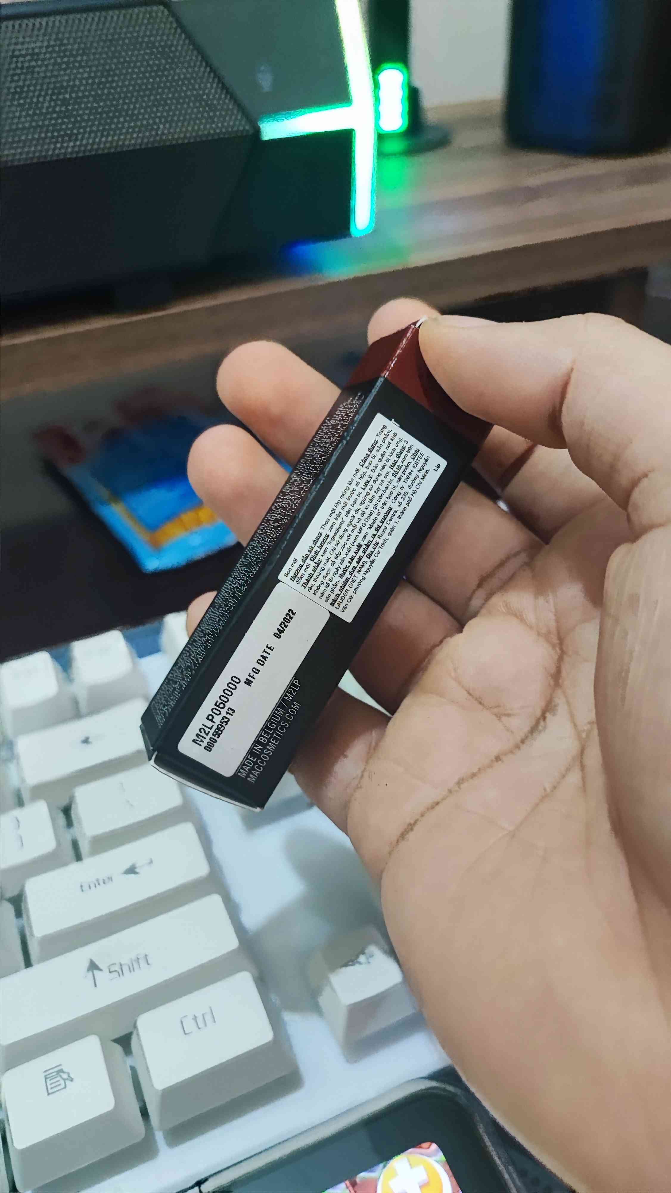 Son Mac Matte Marrakesh 646 Đỏ Nâu - Màu Son Lì Quyến Rũ, Chất Son Mềm Mại, Độ Bám Màu Tốt, Phù Hợp Với Mọi Tông Da
