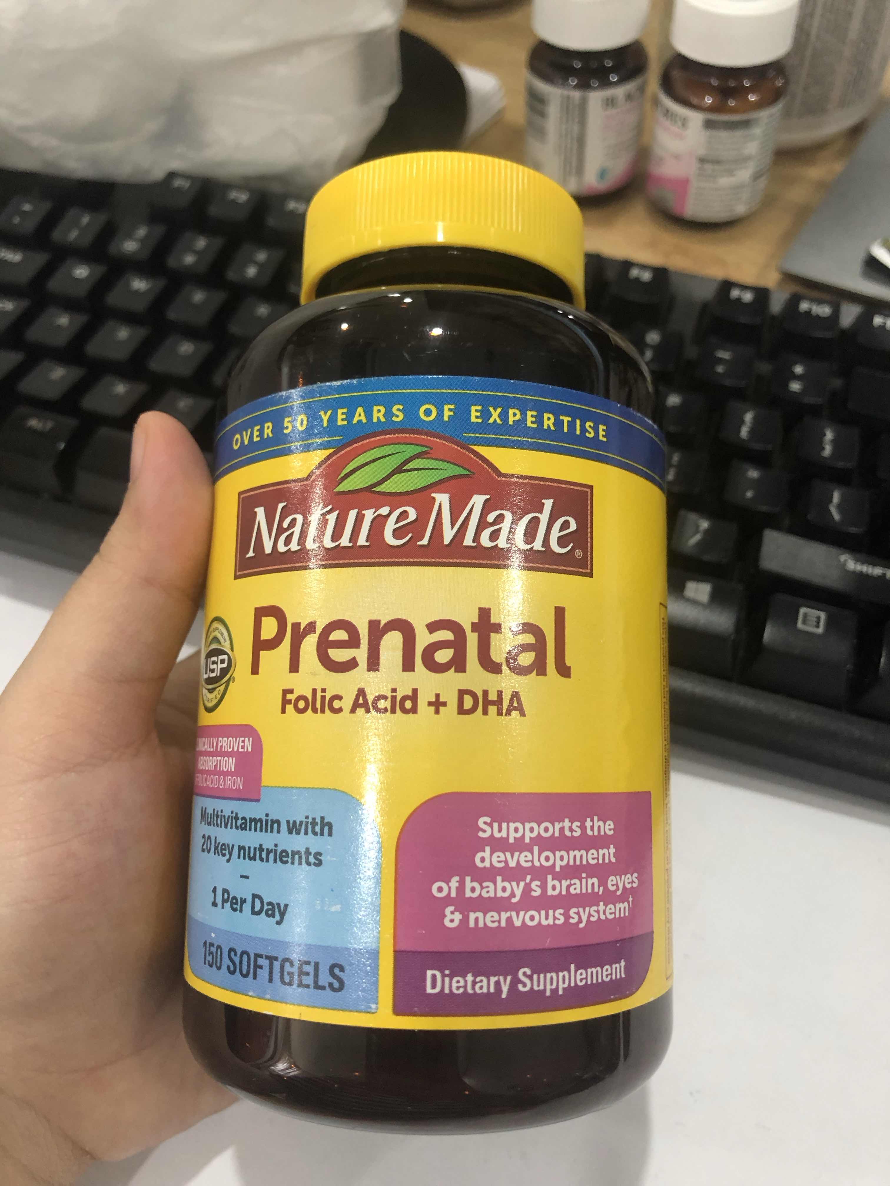 Vitamin tổng hợp dành cho bà bầu Nature Made Prenatal Folic Acid + DHA - 150 viên hỗ trợ sức khỏe mẹ và sự phát triển thai nhi, ngăn dị tật ống thần kinh.