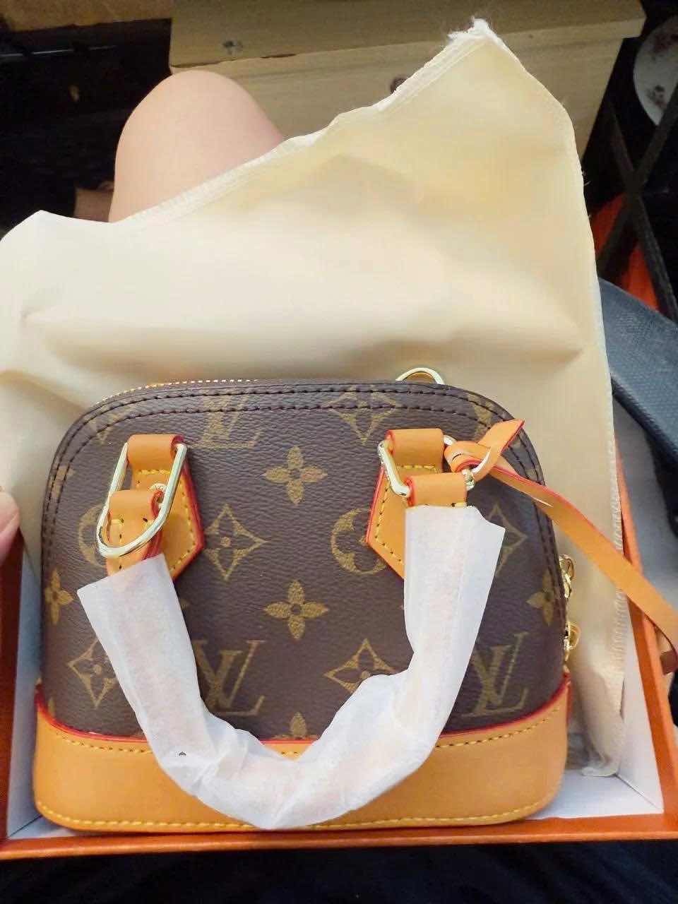 Túi Công Sở Xách Tay Size 18-23 Kèm Dây Đeo Chéo - Túi Nữ Cao Cấp Sang Trọng, Tiện Dụng Cho Phụ Nữ Hiện Đại