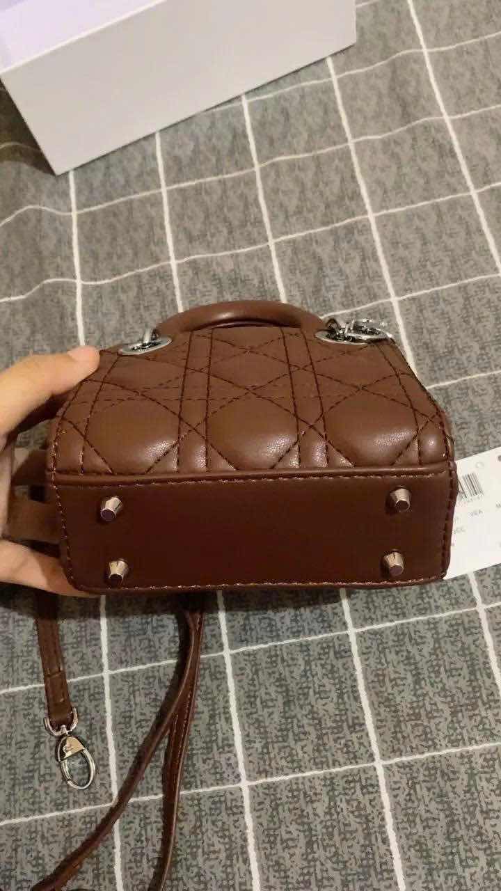 Túi chữ Đ mini size 14cm da trơn mềm fullbox hàng QC cao cấp