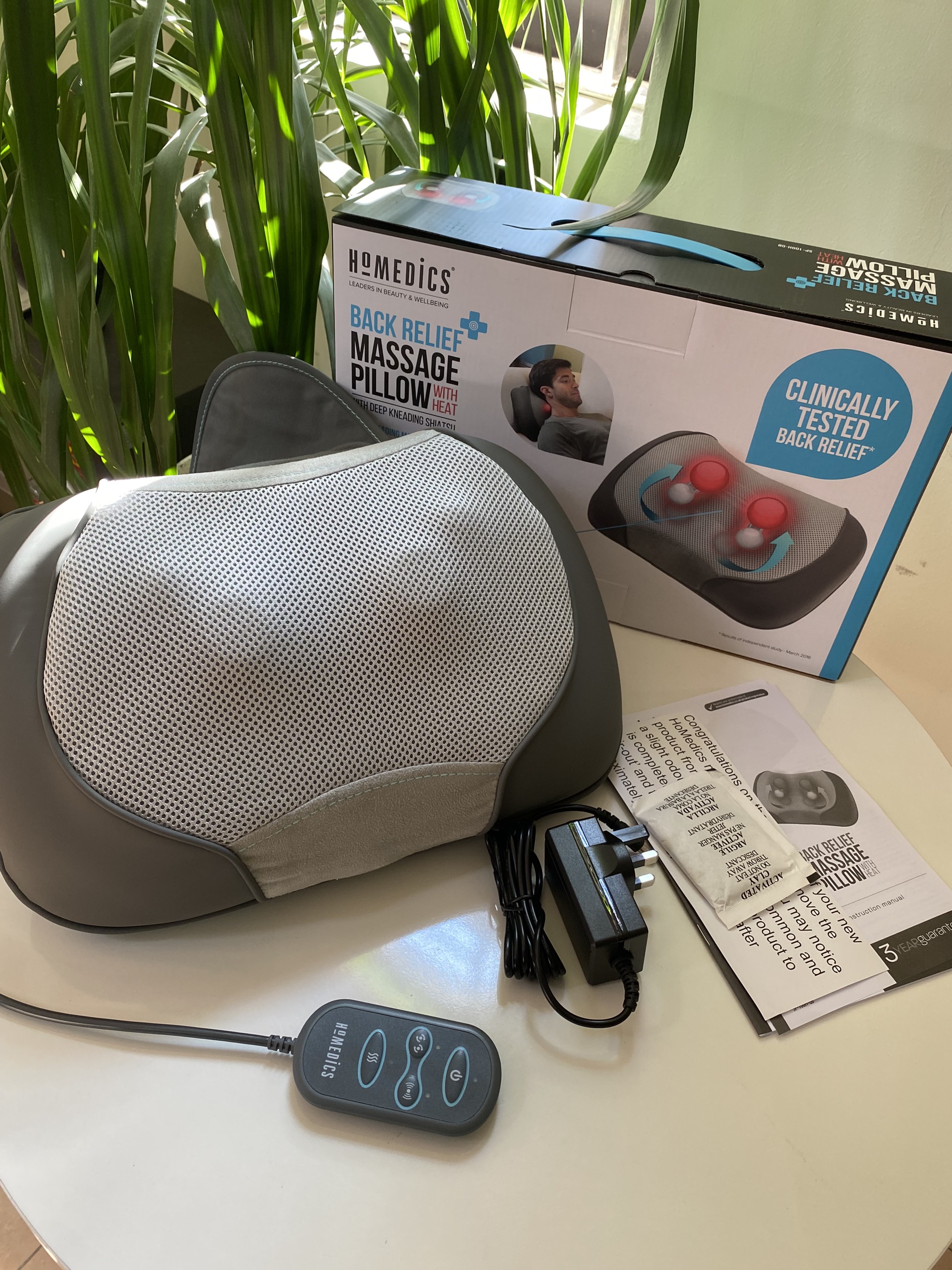 Gối Massage Shiatsu 3D HoMedics SP-100H-GB - Xoa Bóp Rung Nhiệt, Thư Giãn Cơ Bắp, Bảo Hành 2 Năm, Thiết Kế Đa Năng