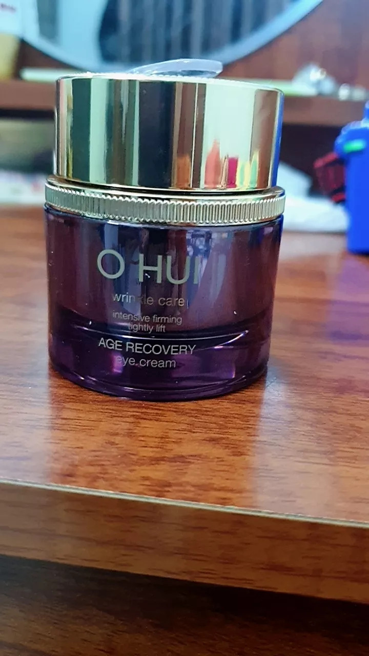 Kem Dưỡng Ohui Age Recovery Cream 50ml - Tăng Cường Đàn Hồi, Giảm Nếp Nhăn Cho Da Mềm Mại, Phục Hồi Sức Sống, Dành Cho Mọi Loại Da