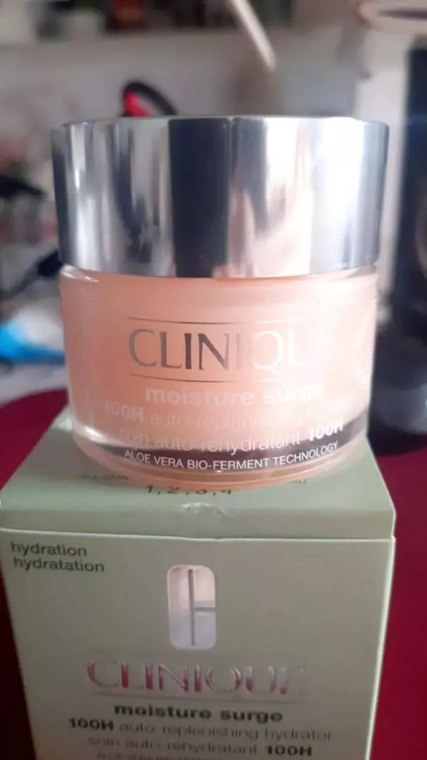 Kem Dưỡng Ẩm Clinique Moisture Surge 100H 50ml - Dưỡng ẩm suốt 100 giờ, Gel Hydrator cho mọi loại da, Công nghệ Auto-Replenishing
