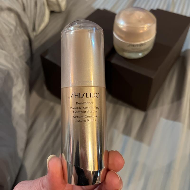 Serum cấp ẩm chuyên sâu Shiseido Benefiance Wrinkle Smoothing Contour 30ml - Giảm nếp nhăn và phục hồi da mềm mịn tươi trẻ