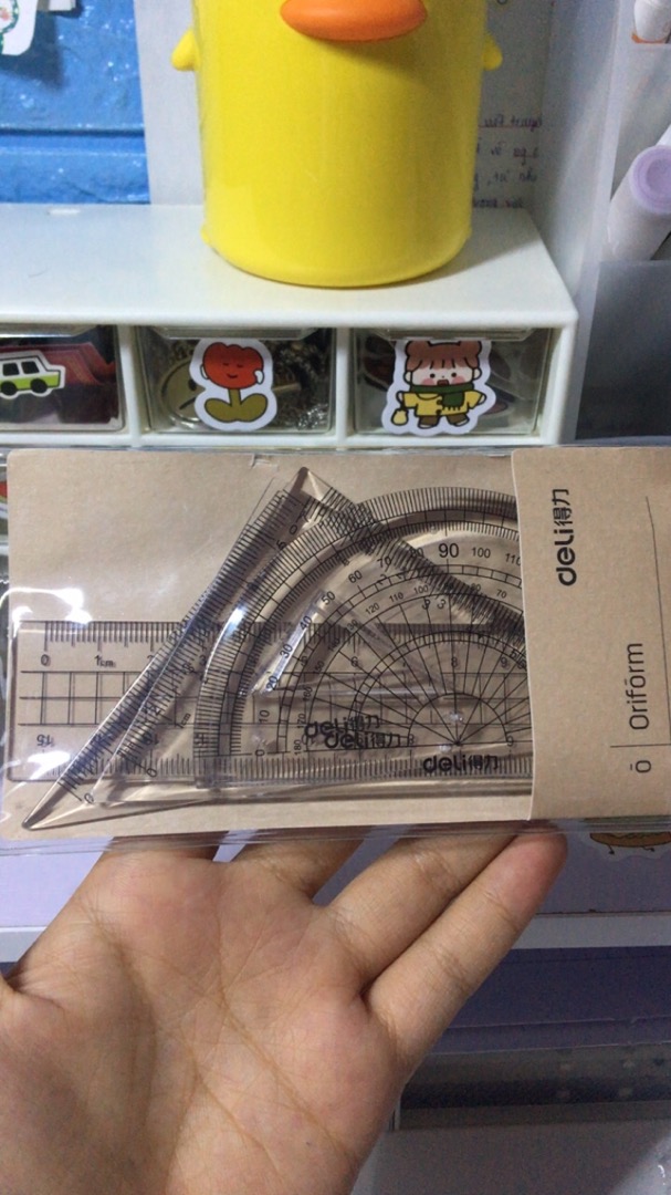 Bộ 4 Dụng Cụ Thước Kẻ Học Sinh Deli 71988 - 2 Eke, 1 Thước Đo Độ, 1 Thước Kẻ Chất Liệu Nhựa Cao Cấp, Học Tập Tiện Lợi