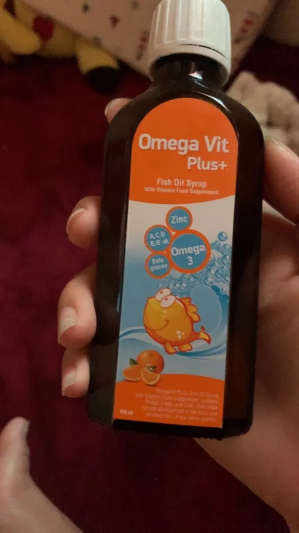 Dầu cá Omega Vit Plus+ cho bé dạng siro - Bổ sung Omega 3, Vitamin và Khoáng chất, Hỗ trợ Phát triển Trí Não và Thị Lực, Dễ Uống.