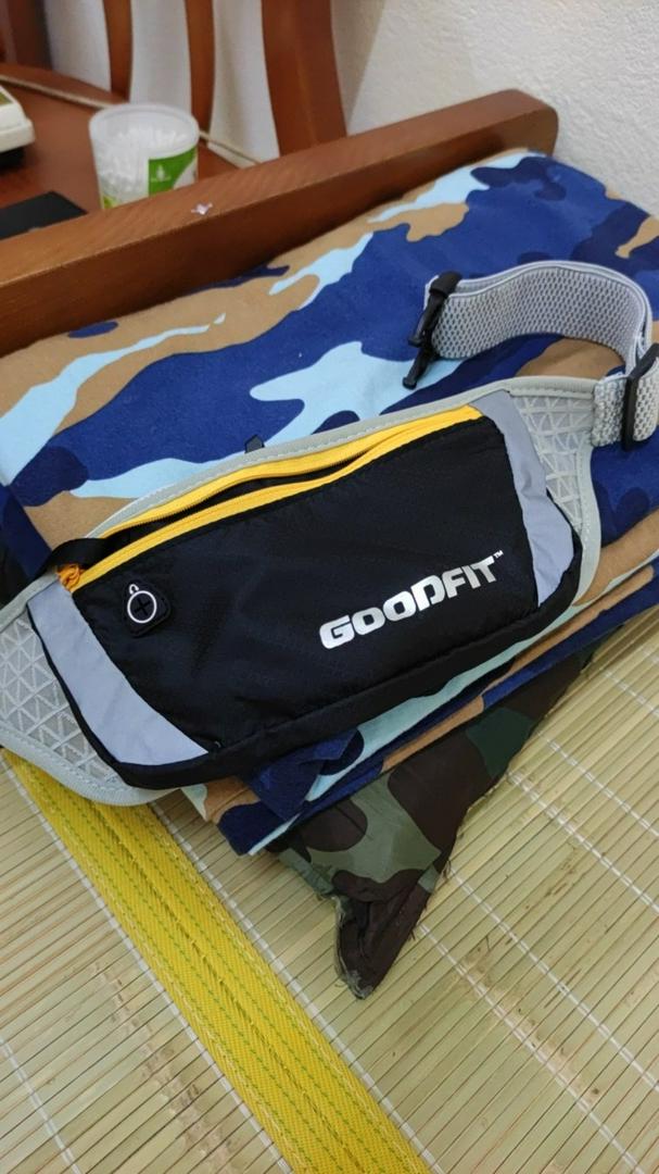 Túi Đeo Hông Bụng Thể Thao Goodfit GF102RB - Túi Năng Động Chống Thấm Nước, Phù Hợp Cho Chạy Bộ, Leo Núi, Đi Bộ