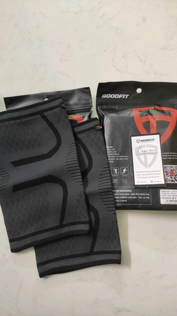 Băng Đầu Gối Thể Thao GoodFit GF518K - Đen - Bảo Vệ Chấn Thương Khi Tập Gym, Chơi Thể Thao, Dành Cho Nam Nữ