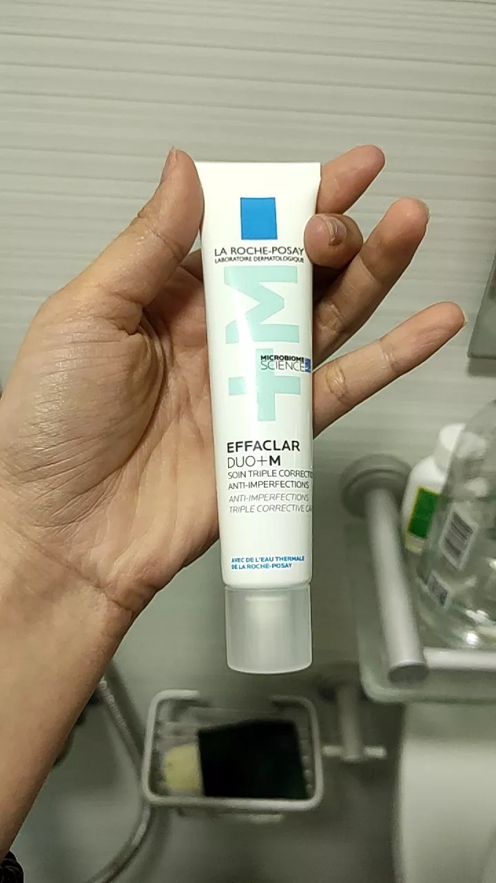 Kem chăm sóc mụn La Roche-Posay Effaclar Duo+M 40ml - Hỗ Trợ Làm Giảm Mụn, Dưỡng Ẩm Da và Ngăn Ngừa Tái Phát